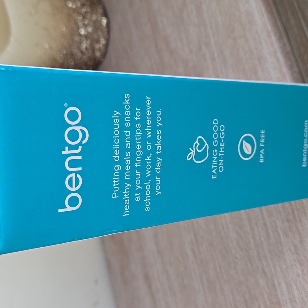 ⭐️ NEW Bentgo Pop Leak-Proof Lunch Box With Removable Divider - Picture 5 of 11